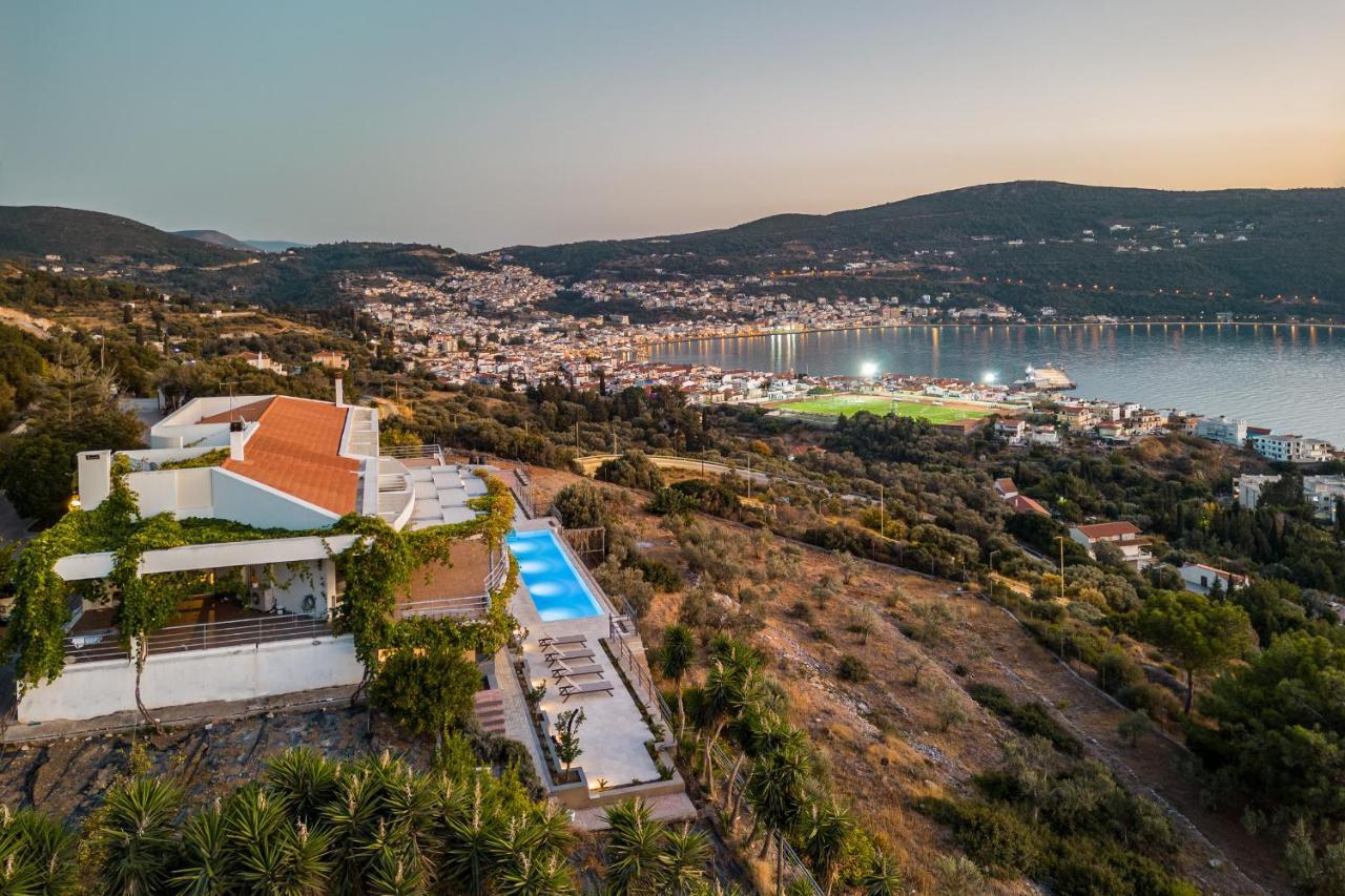 Appartamento Heaven'S Door Samos Town Esterno foto